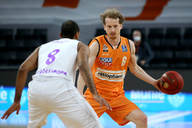 让球队在短 让球队在短