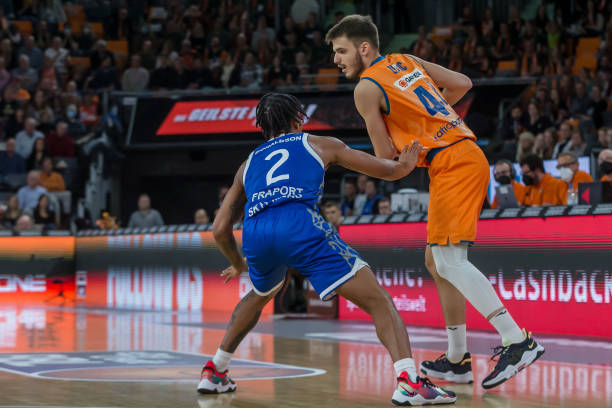 队面临诸多 队面临诸多